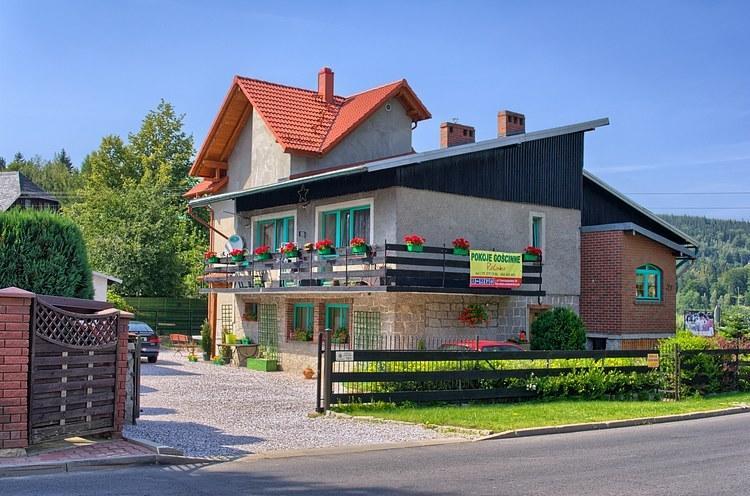 シクラルスカ・ポレンバ Relaks Bed & Breakfast エクステリア 写真